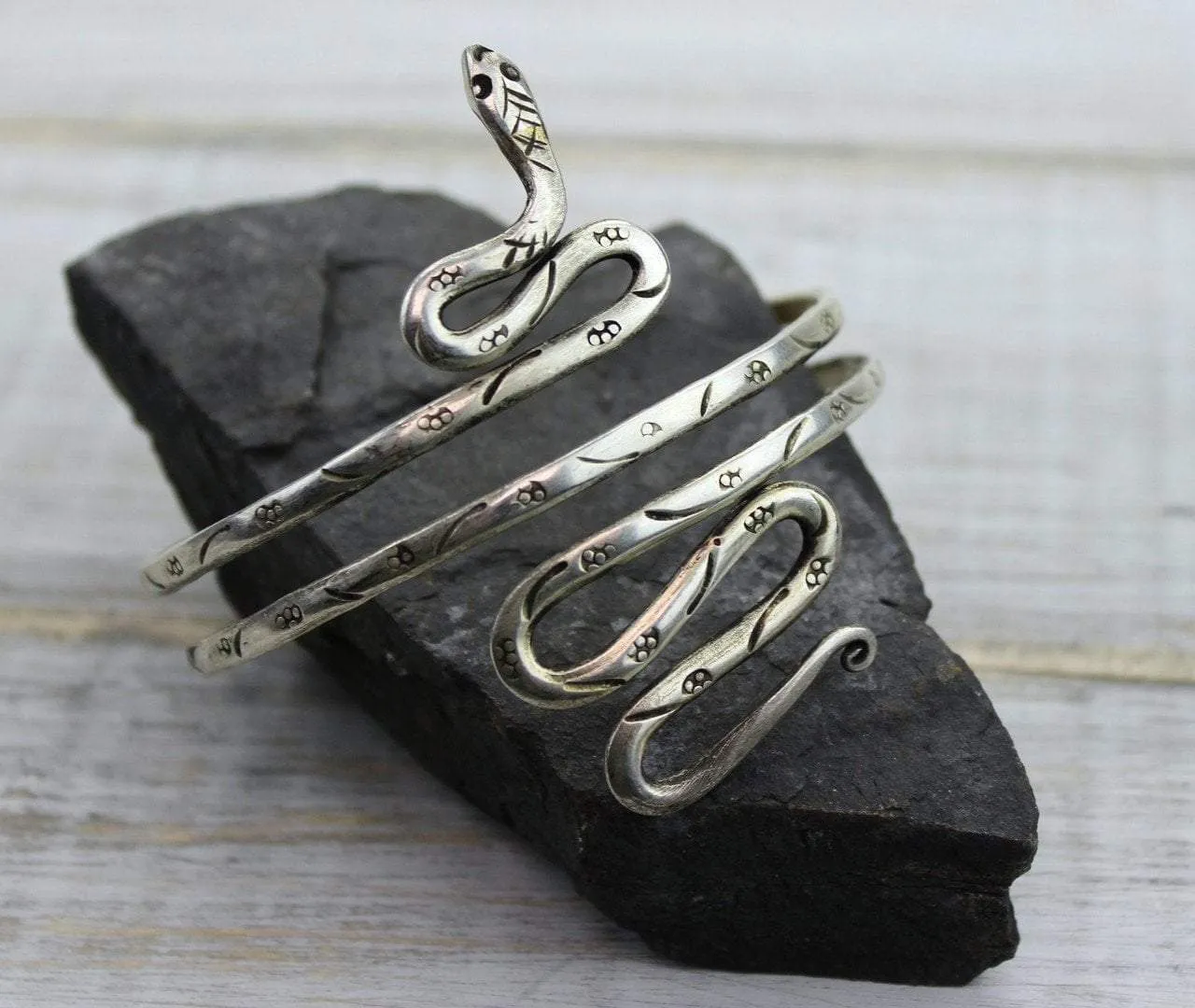 Amazing Adjustable Silver Snake Bracelet