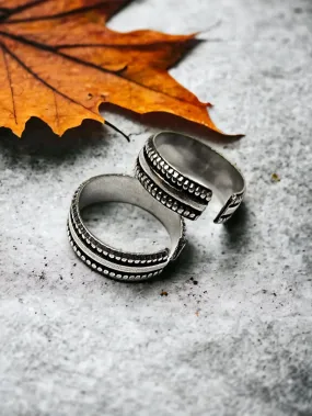 Aparna Silver Oxidized Toe Rings