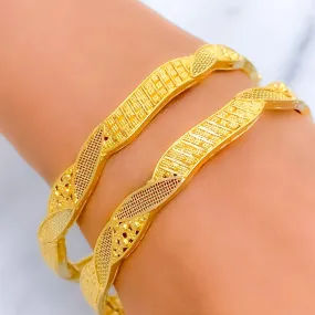 Attractive Netted Leaf 22k Gold Bangles