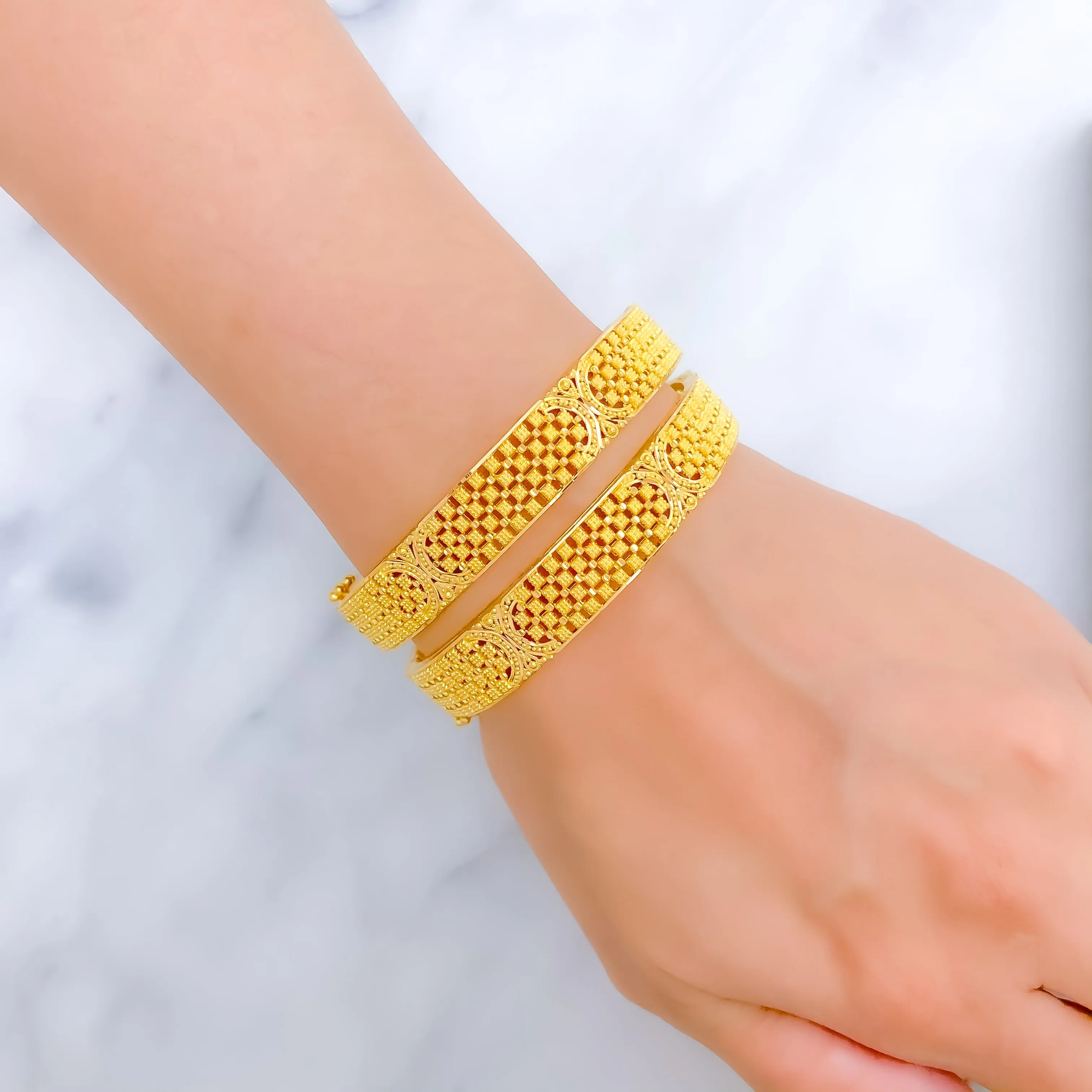 Beautiful Symmetrical Checkered 22k Gold Bangles