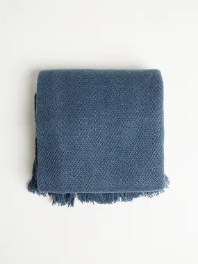 Gobi Solid Scarf in Bleu Gris