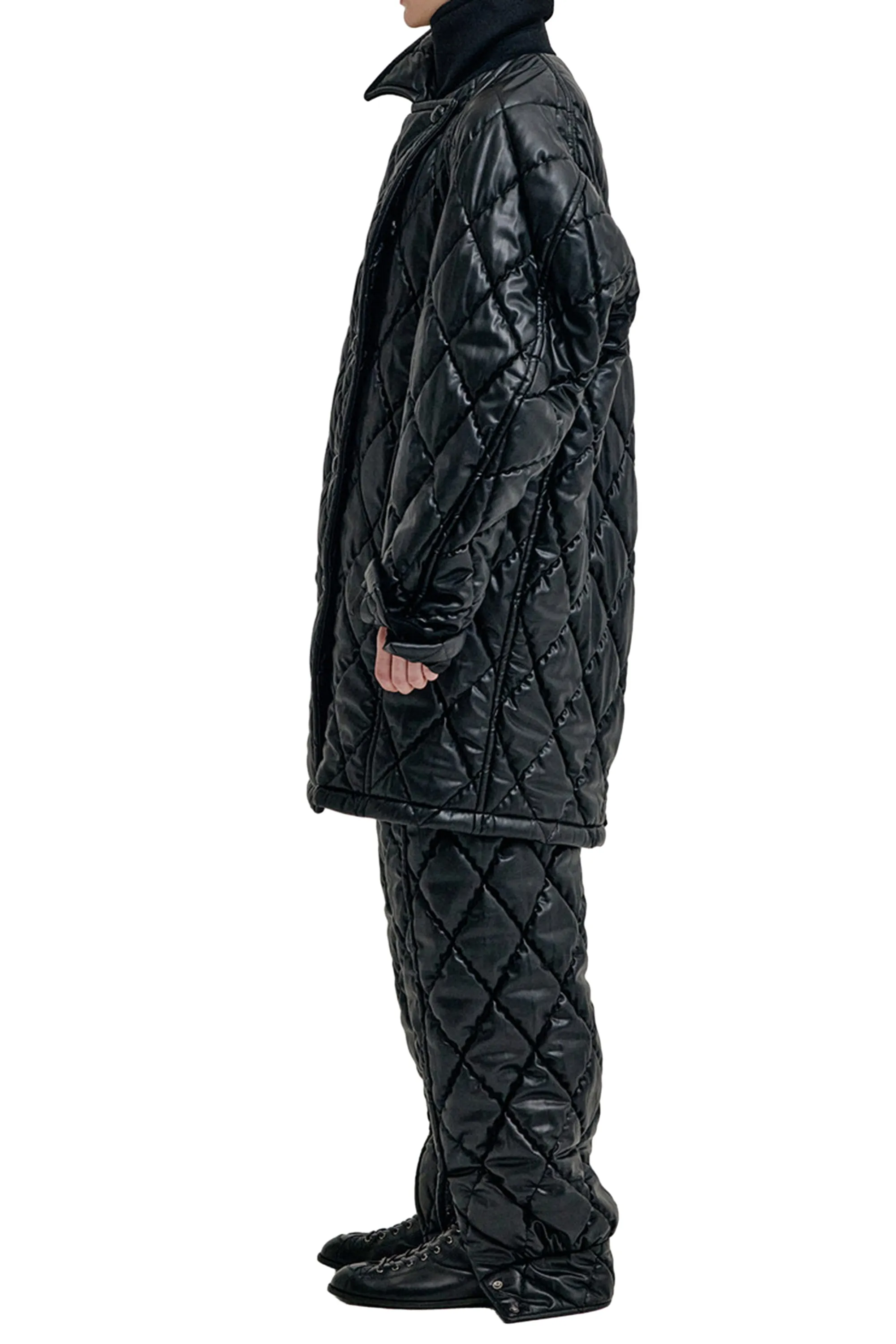 QUILTED PEA COAT / BLK